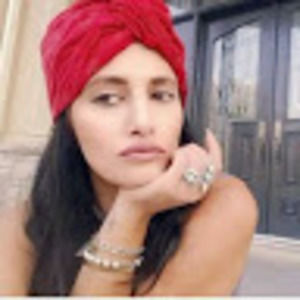 Meet your Posher, Donna